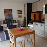 4Dom11 Appartement Avec Terrasse Et Parking, Proche Plage